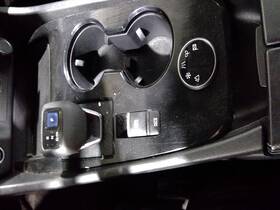 5307133 Nissan Used Automatic Transmission Shift Lever Assembly Fits 2021 Rogue Grade