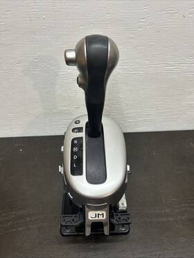 61451-394 Nissan 12- 19 Versa Gear Floor Shifter Assembly Automatic Transmission