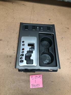 96912zw01a Nissan 08 To 15 Armada Center Gear Shift Shifter Cup Holder Bezel Oem