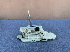 46700-j5100 Oem Kia Stinger 2018-2023 Automatic Floor Shifter Selector Assembly Rwd