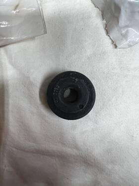 0009921010 Oes Mercedes Gear Shift Bushing 190e 220 230 240d 250 250c 280s 280se