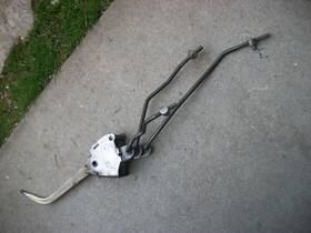 517399 Oldsmobile 1964-1966 Cutlass 442 F-85 Super Nice Hurst 4 Speed Shifter With Rods