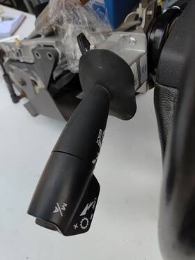 Q21-6155-211r Paccar Q21-6155-211 Shift Control-rnd 4pos Eng Brk Peterbilt 579 2024