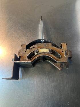 05177975 Pontiac 1978-1987 Grand-prix Lemans Grand-am Floor Shifter Automatic 3 Speed