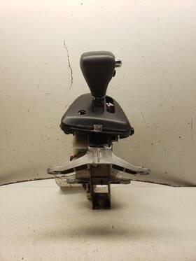 242.gm2k04 Pontiac Vibe 2004 Transmission Shift 1466201