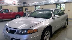 242.gm2u01 Pontiac Bonnevill 2001 Transmission Shift 1706872