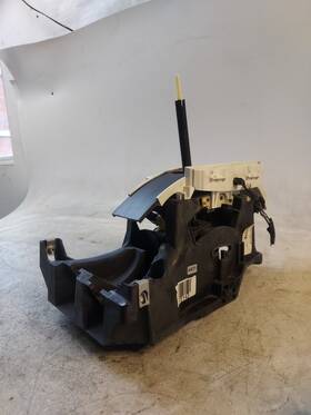 2875617 Pontiac 2006-2010 G6 Automatic Transmission Console Shifter Assembly Oem