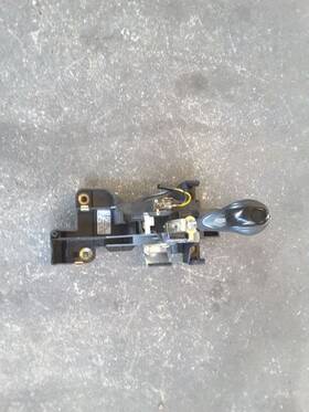 242.po1s00 Porsche Boxster 2000 Transmission Shift 305618