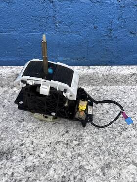 7l5713025c Porsche 7l5713025e 2003-2004 Cayenne S Shift / Shifter Assembly For Parts Oem