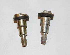 950-424-025-01 Porsche 911 Rear Shifter Coupler Bolts 2
