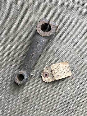 Studebaker 521070 Commander Steering Bell Crank 47-49. Nos