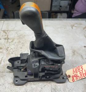 242-998468 Suzuki 2006-2008 Grand Vitara Automatic Trans Floor Gear Shift Shifter Assembly