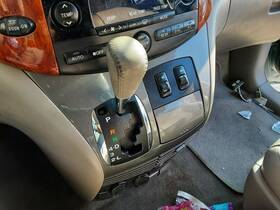 242.to1408 Toyota Shifter Sienna 2008 Transmission Shift 1265657