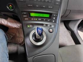 242.to1a11 Toyota Prius 2011 Transmission Shift 7968319