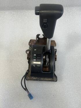 242.to1k87 Toyota 1987 1988 1989 Celica St Floor Gear Shifter Automatic A/t 5s-fe