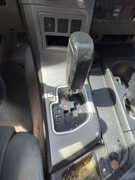 242.to1s11 Toyota Sequoia 2011 Transmission Shift 2471235