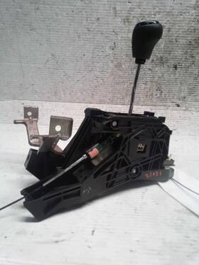 2707996 Toyota Used Automatic Transmission Shift Lever Assembly Fits 2016 Camry Grade