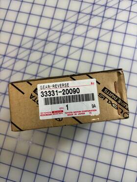 33331-20090 Toyota Transmission Shifter 1/2 Gear