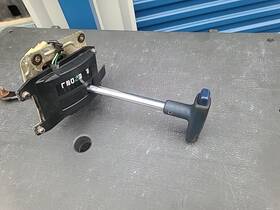 33550-22300-04 Toyota 83-84 Cressida Automatic Transmission Shifter Assembly - Blue Mx63 Mx62