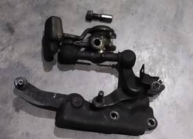 33590-20021 Toyota 00-05 Celica Shifter Selector Bell Crank Assembly And Counterweight