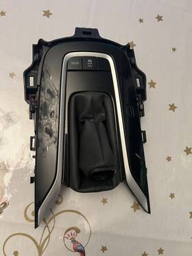 76l499 Toyota 2020-22 Corolla Gear Shifter Automatic Transmission With Selector Cover