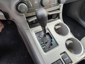 992089 Toyota Used Automatic Transmission Shift Lever Assembly Fits 2012 Highlander G