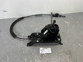 12331 Volkswagen 2018-2023 Tiguan Transmission Floor Shifter Gear Selector Assembly