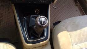 242.vw1i04 Volkswagen Golf 2004 Transmission Shift 1030064