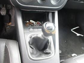 242.vw1k09 Volkswagen Jetta 2009 Transmission Shift 1589071