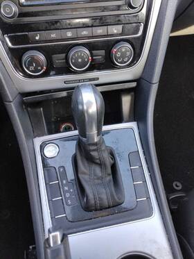 242.vw1n19 Volkswagen Shifter Passat 2019 Transmission Shift 2845080