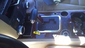 4082780 Volkswagen Used Automatic Transmission Shift Lever Assembly Fits 2004 Touareg