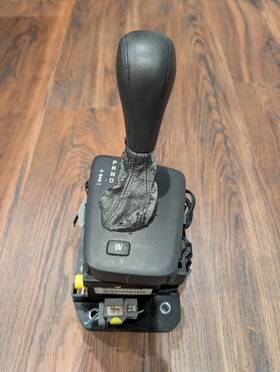 P09480125 Volvo 2001-04 S60 V70 Xc70 Black Automatic Floor Shifter With Geartronic