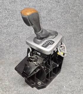 P30759190 Volvo 03-14 Xc90 Automatic Shifter Floor Gear Shift Knob Assembly Selector Oem