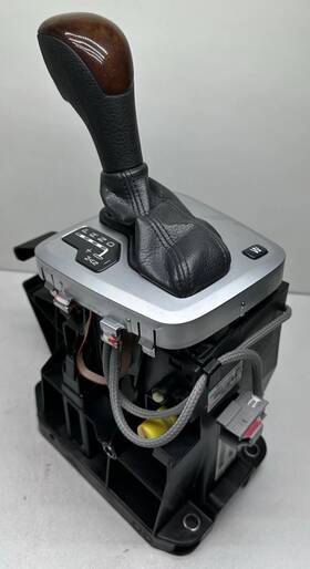 P30759198 Volvo 2004-2014 Xc90 2.5l 3.2l Gear-tronic Automatic Floor Shifter Assembly Oem