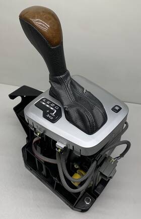 P8635173 Volvo 2004-2014 Xc90 2.5l 3.2l Gear-tronic Automatic Floor Shifter Assembly Oem